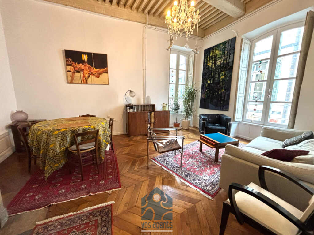 Triplex avec garage – 3 pièces – 1 chambre – 93 m²