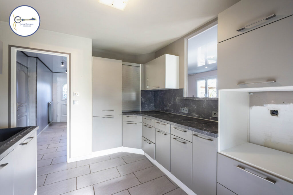 Maison Chaumousey 5 pièces 128 m2  – 5 pièces – 3 chambres – 128 m²
