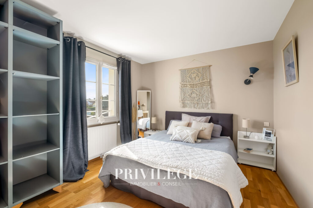 Saint Didier au Mont d&rsquo;Or – Saint – Fortunat -Maison Familia – 7 pièces – 5 chambres – 208 m²