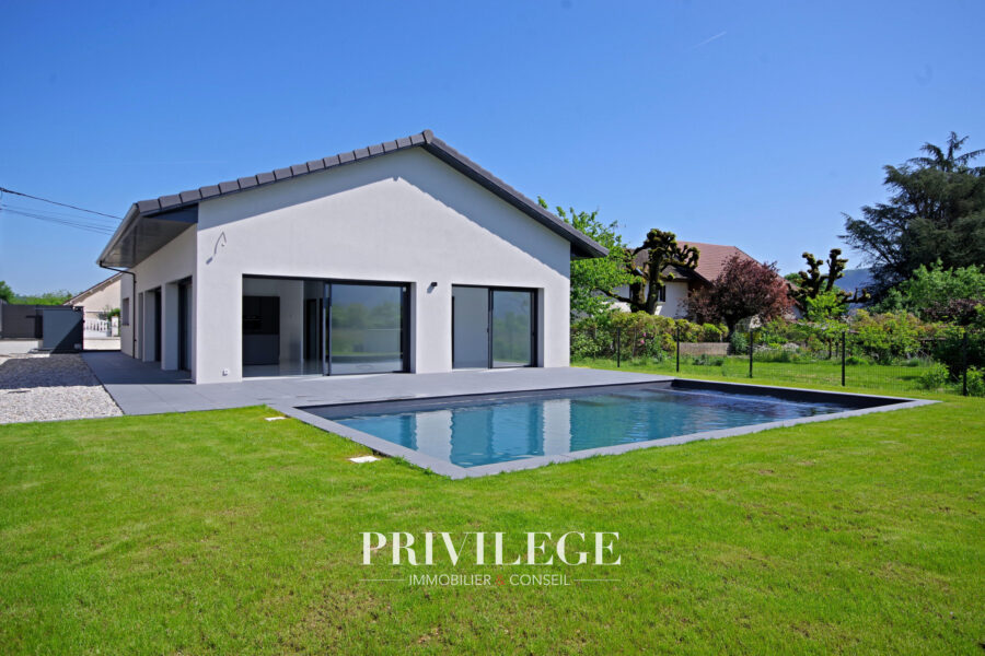 Maison à vendre à Peyrieu