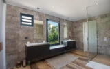 VILLA DE LUXE -270m2 – VUE MER EN GUADELOUPE – 5 pièces – 3 chambres – 270 m²