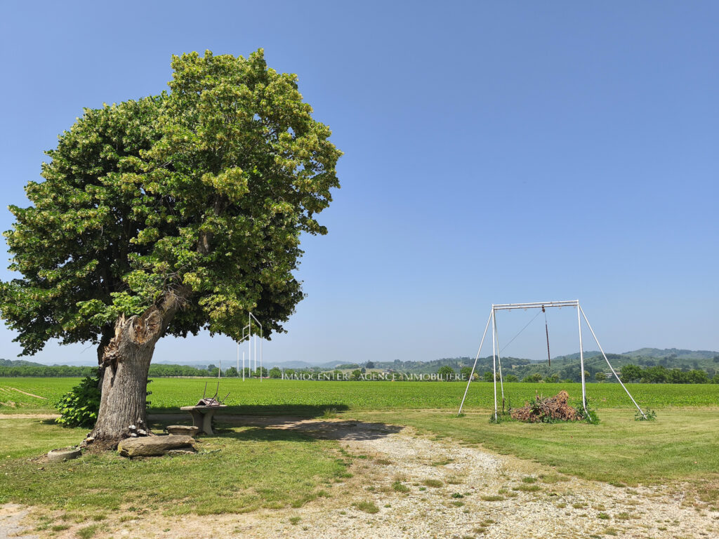 Saint Bonnet de Chavagne- Corps de Ferme 163 m2 – Terrain 49 – 6 pièces – 5 chambres – 163 m²