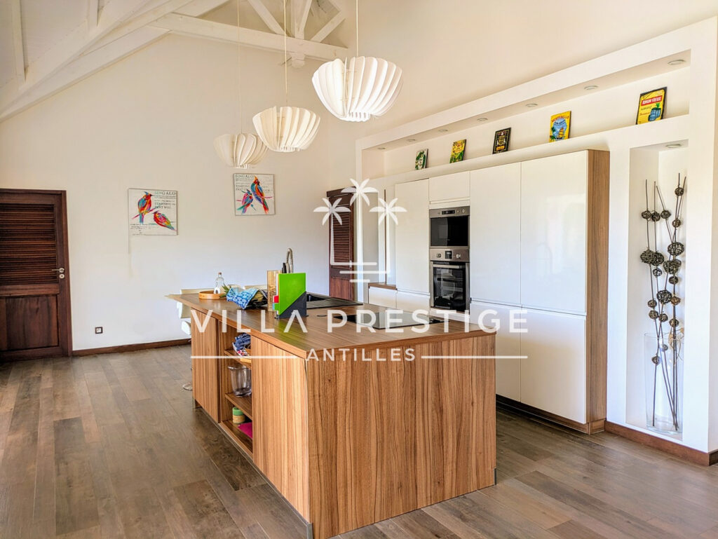 SUPERBE VILLA RECENTE 4 CHAMBRES, PISCINE ET TERRAIN CONSTRU – 5 pièces – 4 chambres – 157 m²