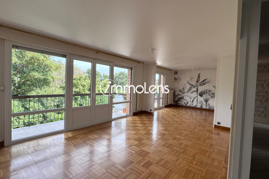 Appartement à vendre à Lens — Vue sur la ville — photo 2