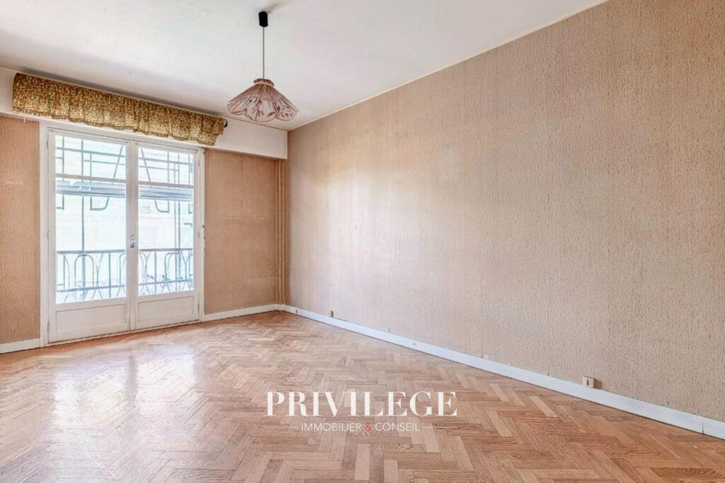 Vue mer imprenable   Appartement d&rsquo;exception sur la Promenad – 2 pièces – 1 chambre – 70 m²