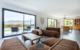 Villa avec vue, piscine, terrasses et garages – 6 pièces – 4 chambres – 178 m²
