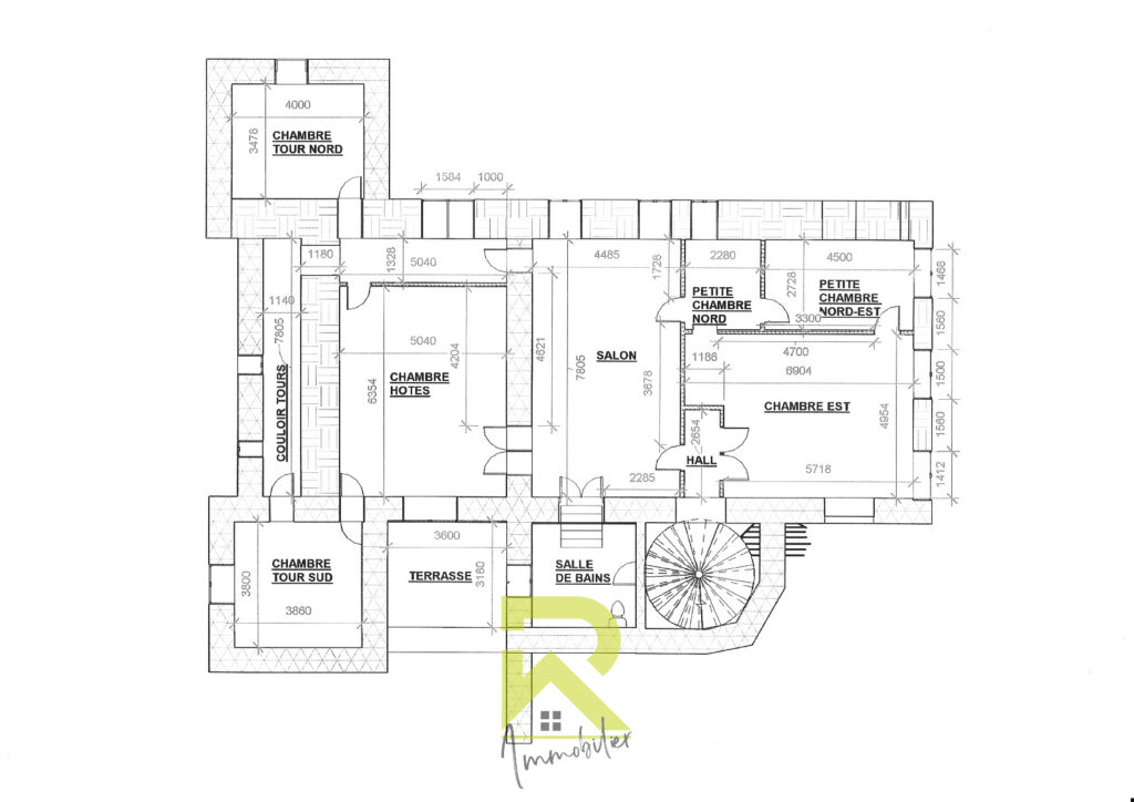 Château dans le minervois proche de Carcassonne – 21 pièces – 12 chambres – 360 m²