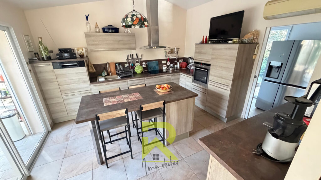 Villa de prestige avec piscine Le Grau d&rsquo;Agde (34300) – 7 pièces – 4 chambres – 220 m²