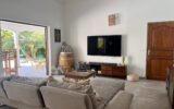 Villa avec vue mer et gîtes à Saint-François – 9 pièces – 6 chambres – 200 m²