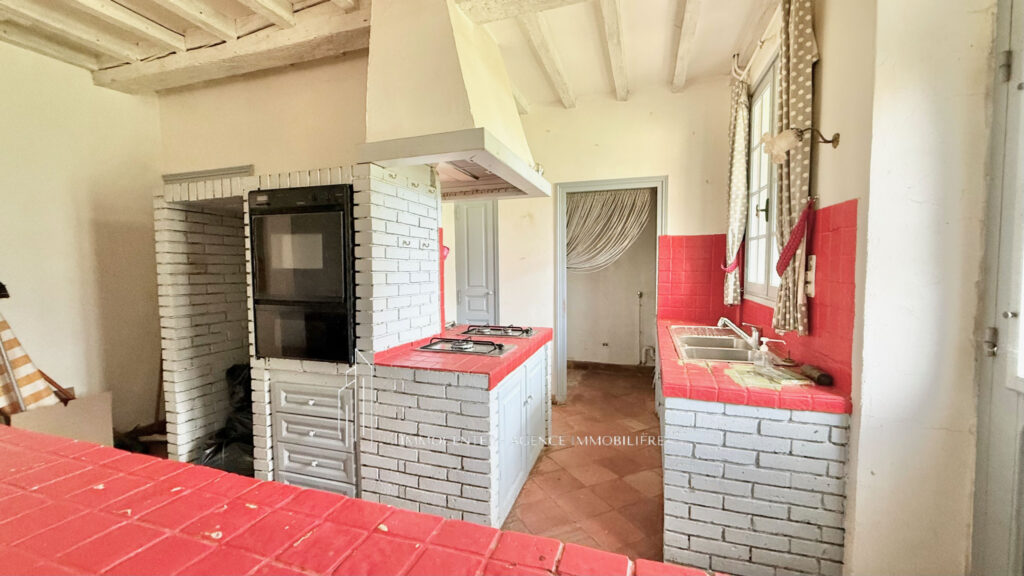 Annonce immobilière   Exceptionnelle propriété à Cheyssieu.  – 9 pièces – 6 chambres – 300 m²