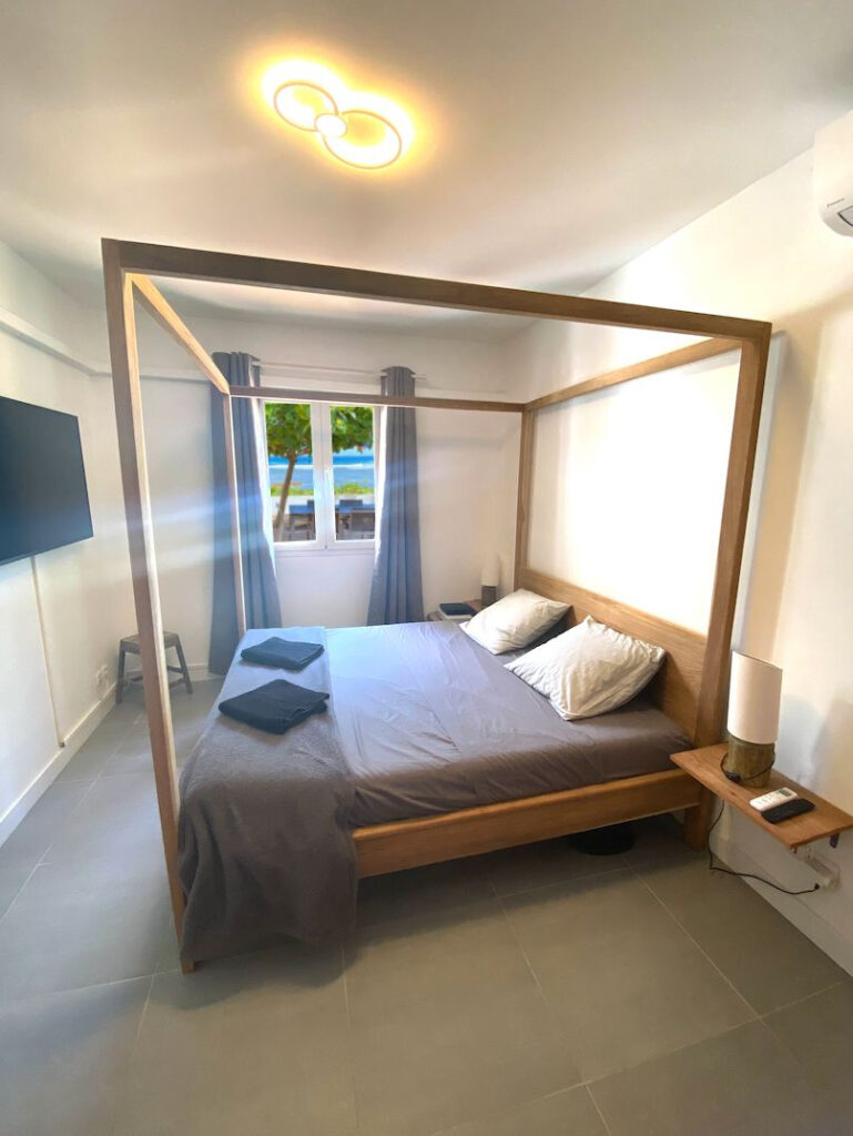 Duplex de grand standing et pieds dans l&rsquo;eau à Saint-Françoi – 4 pièces – 3 chambres – 88.3 m²
