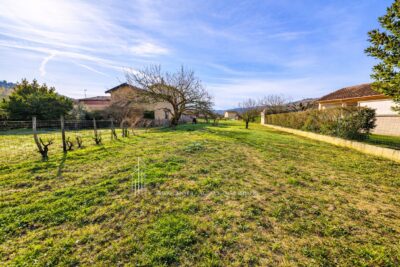 Terrain à vendre à Serves-sur-rhône