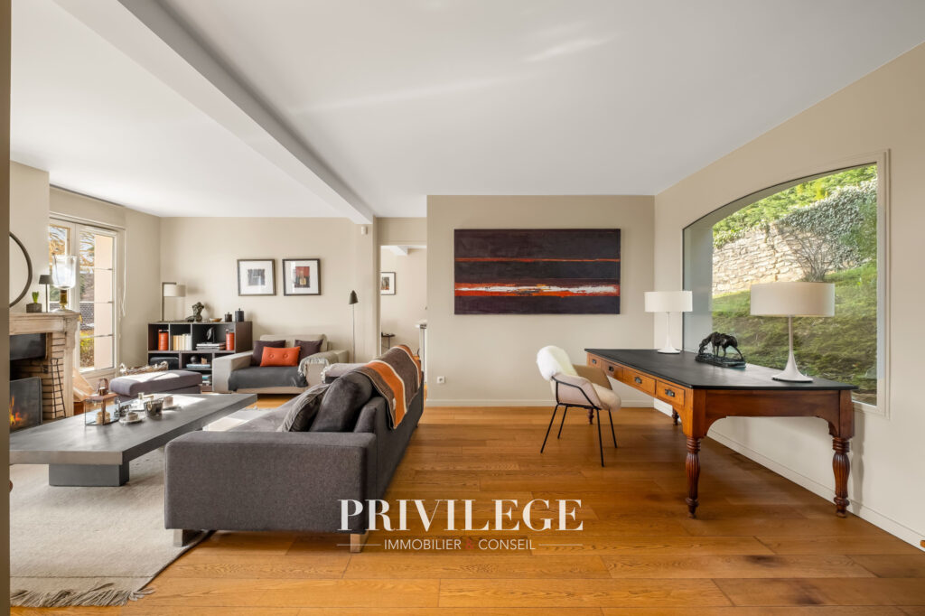 Saint Didier au Mont d&rsquo;Or – Saint – Fortunat -Maison Familia – 7 pièces – 5 chambres – 208 m²