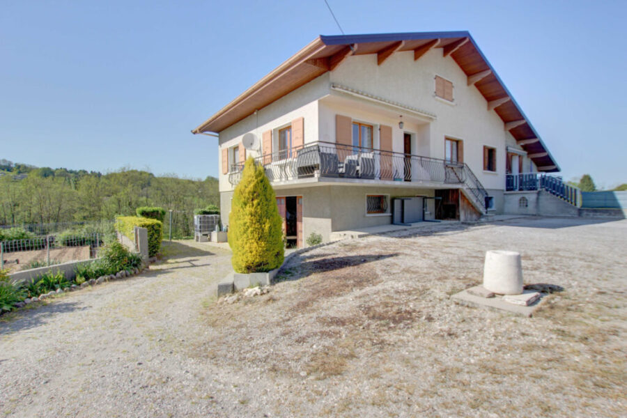 Maison à vendre à Rumilly — Vue montagne — photo 3