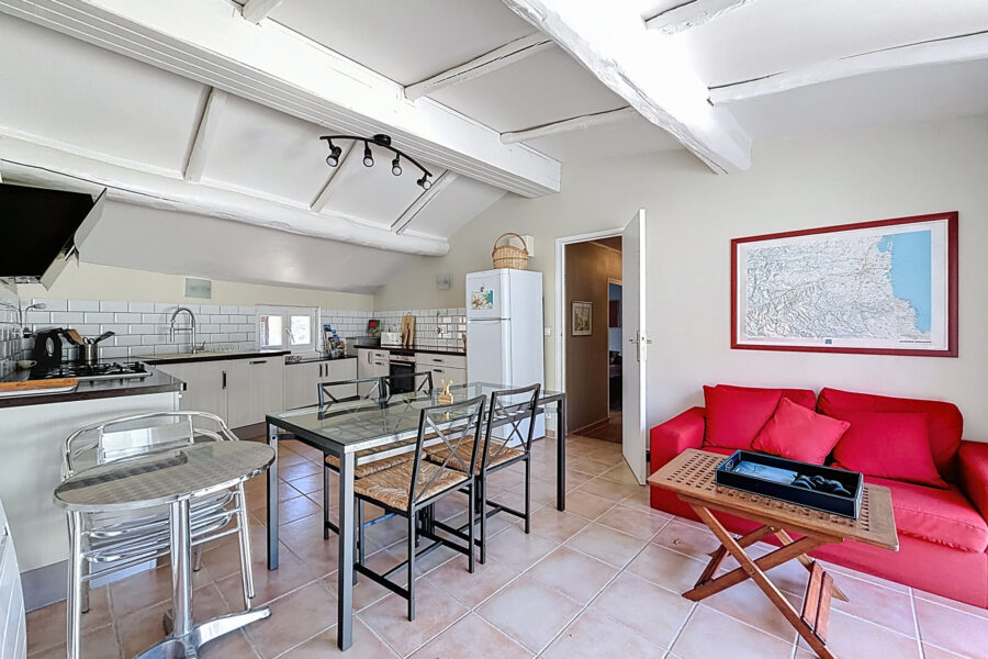Maison à vendre à Estoher