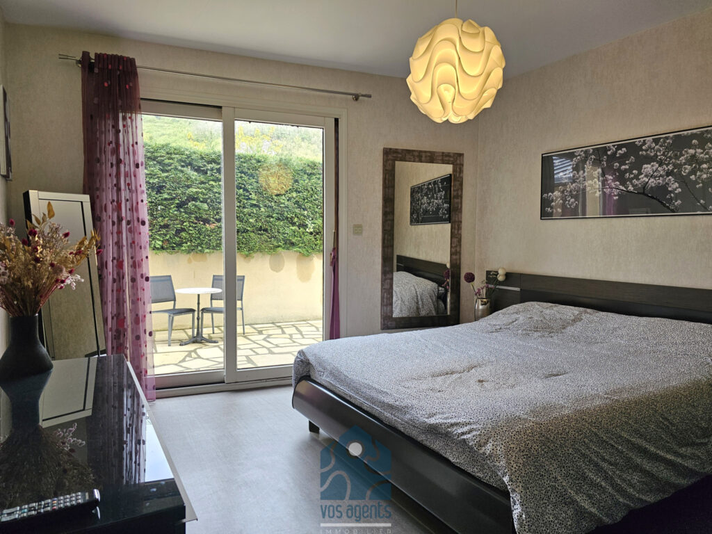 Maison de caractère 7 pièces 4 chambres avec piscine, terras – 7 pièces – 4 chambres – 218 m²
