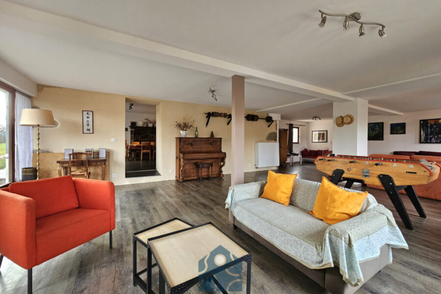 Maison à vendre à Charensat
