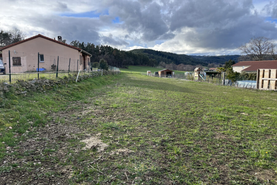 Terrain à vendre à Retournac