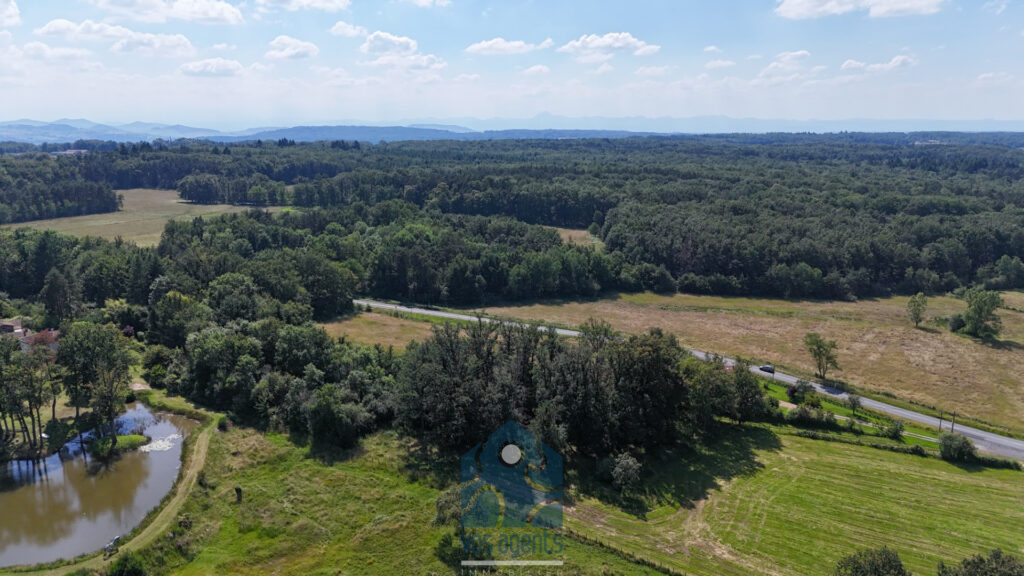 Terrain 2790m2  – NR pièces – NR chambres – 2790 m²