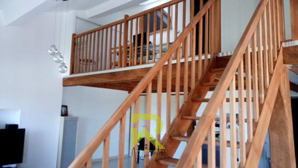 MAISON 275 m2 à Marcorignan spéciale investisseurs – 9 pièces – 5 chambres – 275 m²