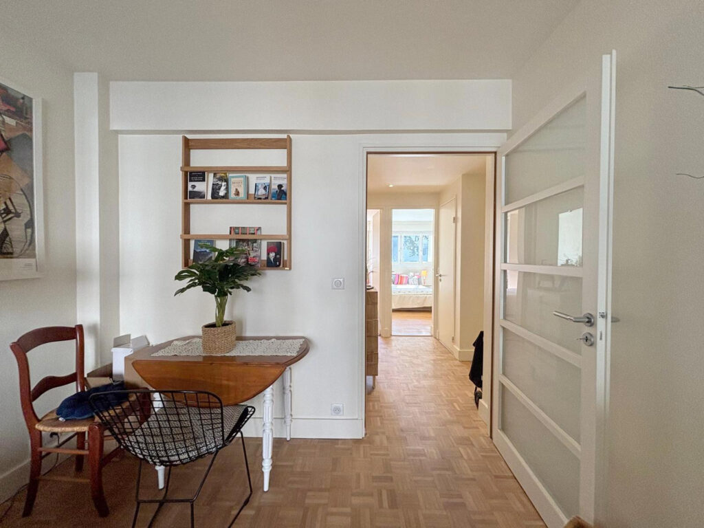 Appartement 3 pièces traversant rénové de 56 m2 à Montrouge – 3 pièces – 2 chambres – 56 m²