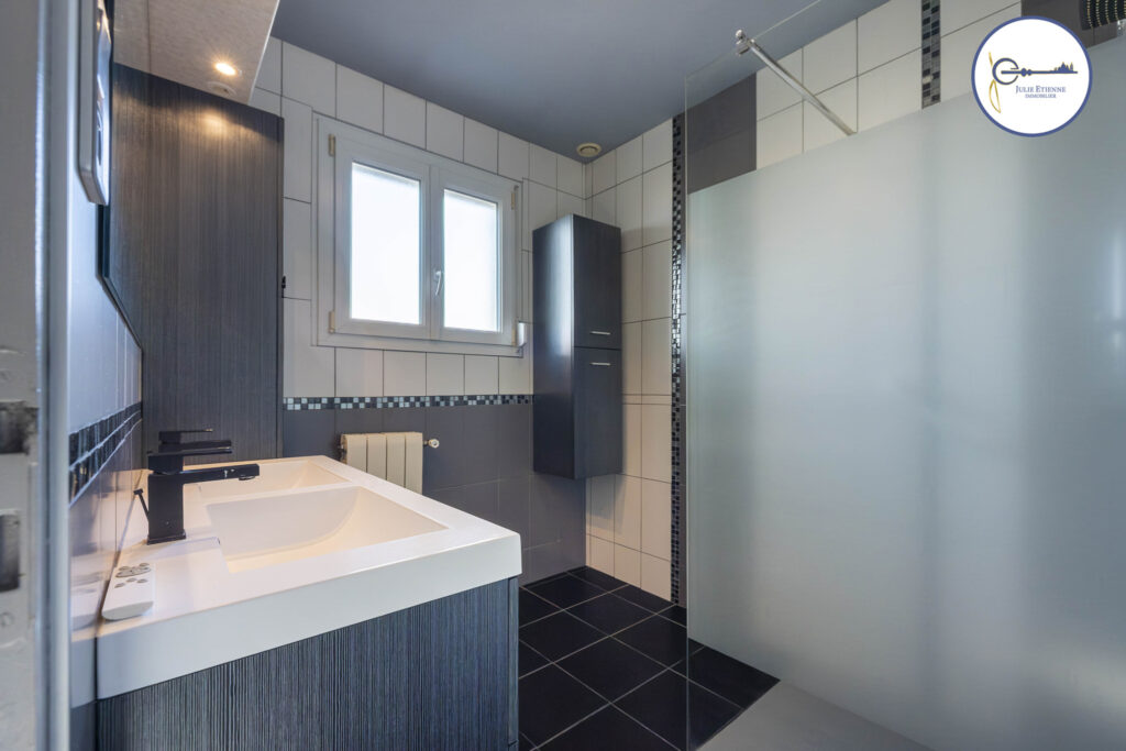 Maison Chaumousey 5 pièces 128 m2  – 5 pièces – 3 chambres – 128 m²