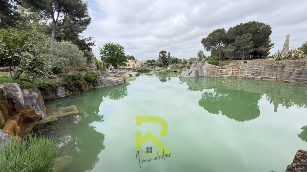 Propriété d&rsquo;exception   Jardin remarquable sur 12 hectares   – 6 pièces – 7 chambres – 206 m²