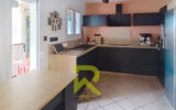 Villa avec grand garage et piscine – 5 pièces – 4 chambres – 106.26 m²