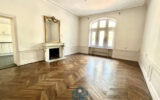 Hôtel particulier sur 3 niveaux avec terrasse  – 8 pièces – 5 chambres – 226.41 m²