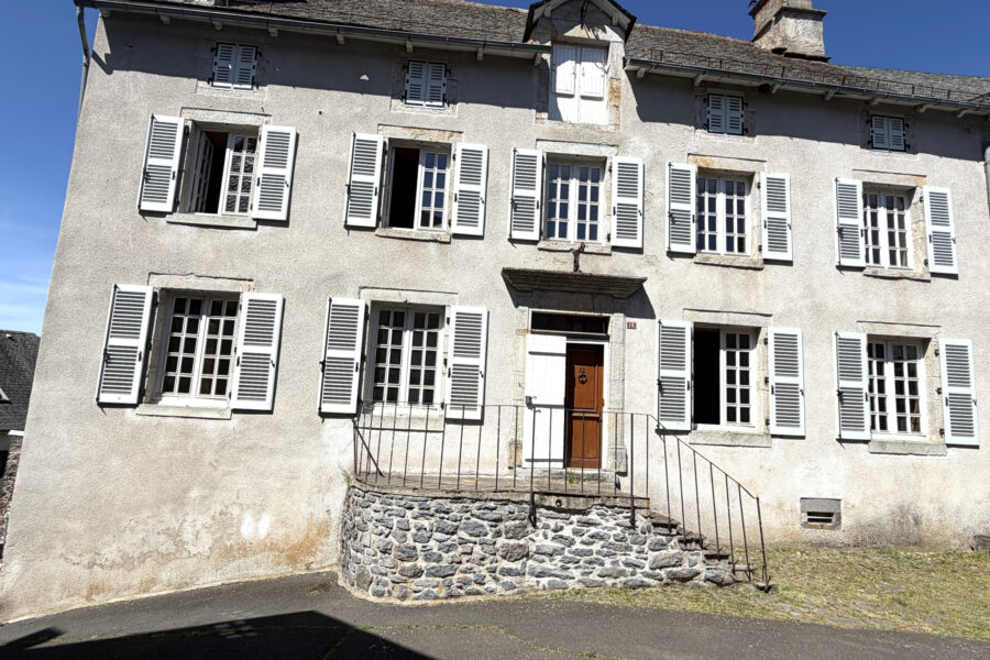 Maison à vendre à Marcenat
