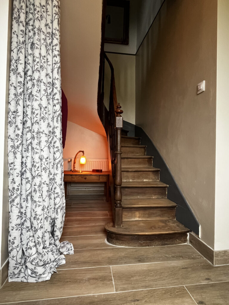 Propriété pleine de charmes au coeur des prairies normande – 5 pièces – 3 chambres – 98 m²