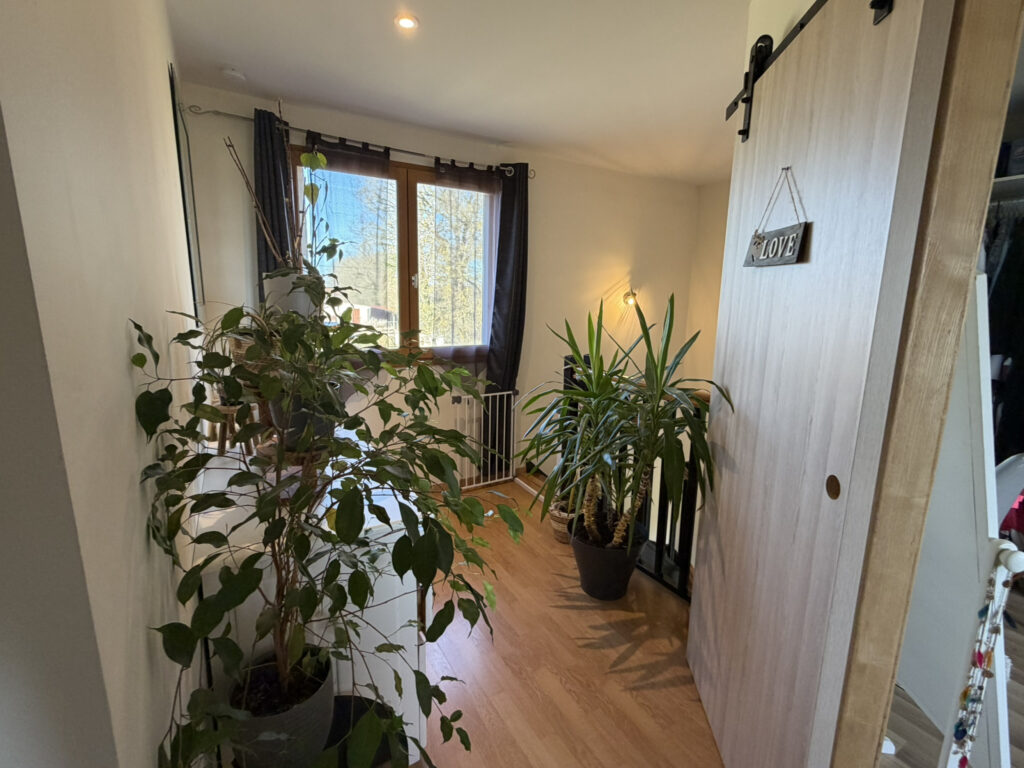 A LA CAMPAGNE – SAINT ANDRE SUR VIEUX JONC – 7 pièces – 3 chambres – 140 m²