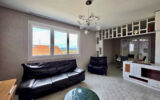 Maison avec terrasse, balcon et garage – 5 pièces – 3 chambres – 124.15 m²