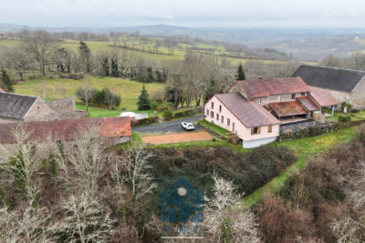 Propriété 9 pièces avec gîte et partie privative, grange, pi – 9 pièces – 6 chambres – 300 m²