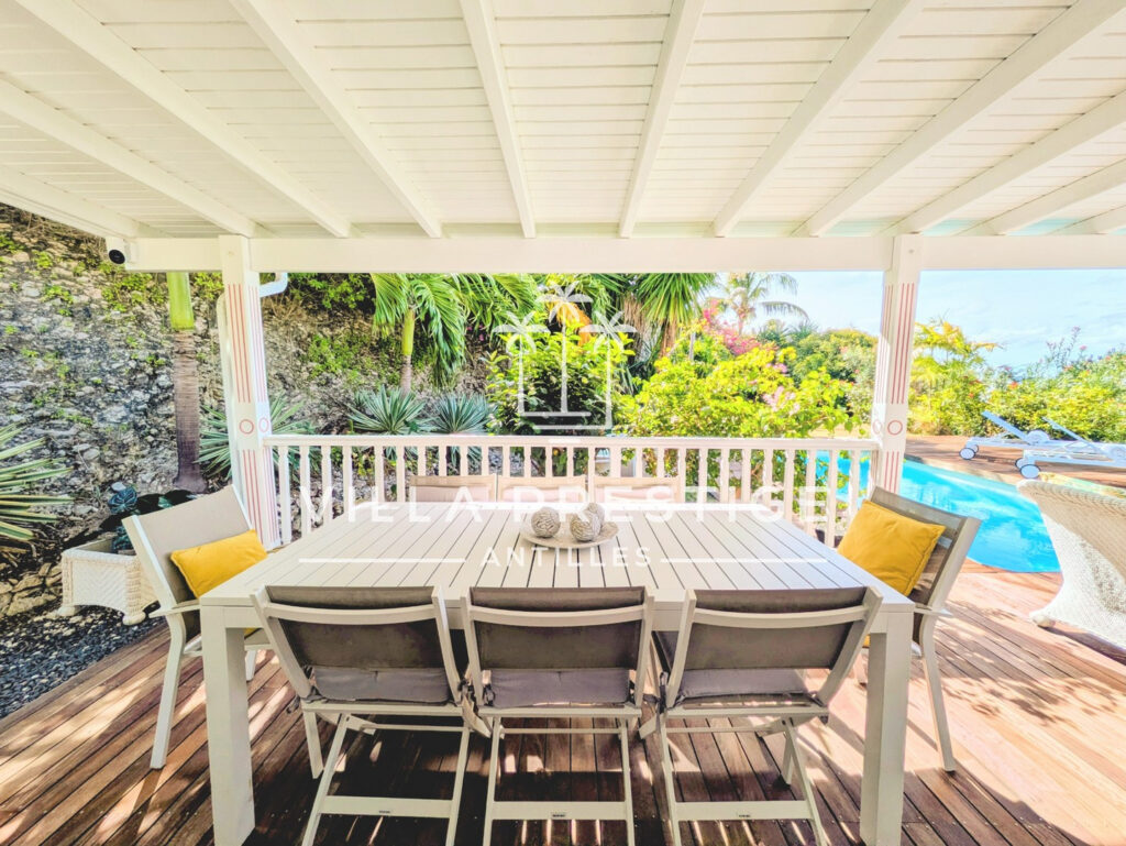 VILLA 3 SUITES PISCINE ACCES PLAGE VUE MER – 4 pièces – 3 chambres – 98.9 m²
