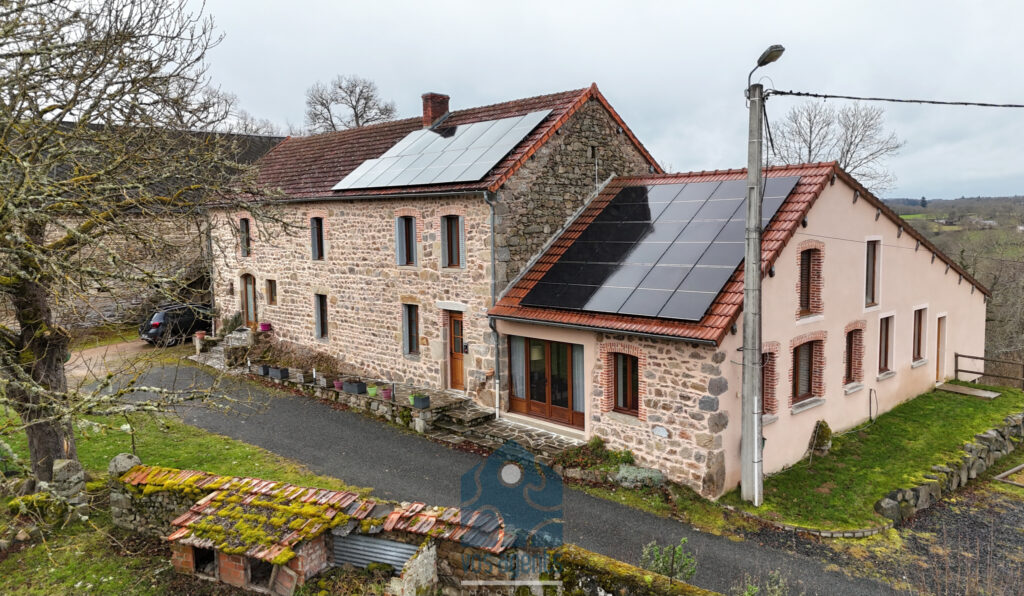 Propriété 9 pièces avec gîte et partie privative, grange, pi – 9 pièces – 6 chambres – 300 m²
