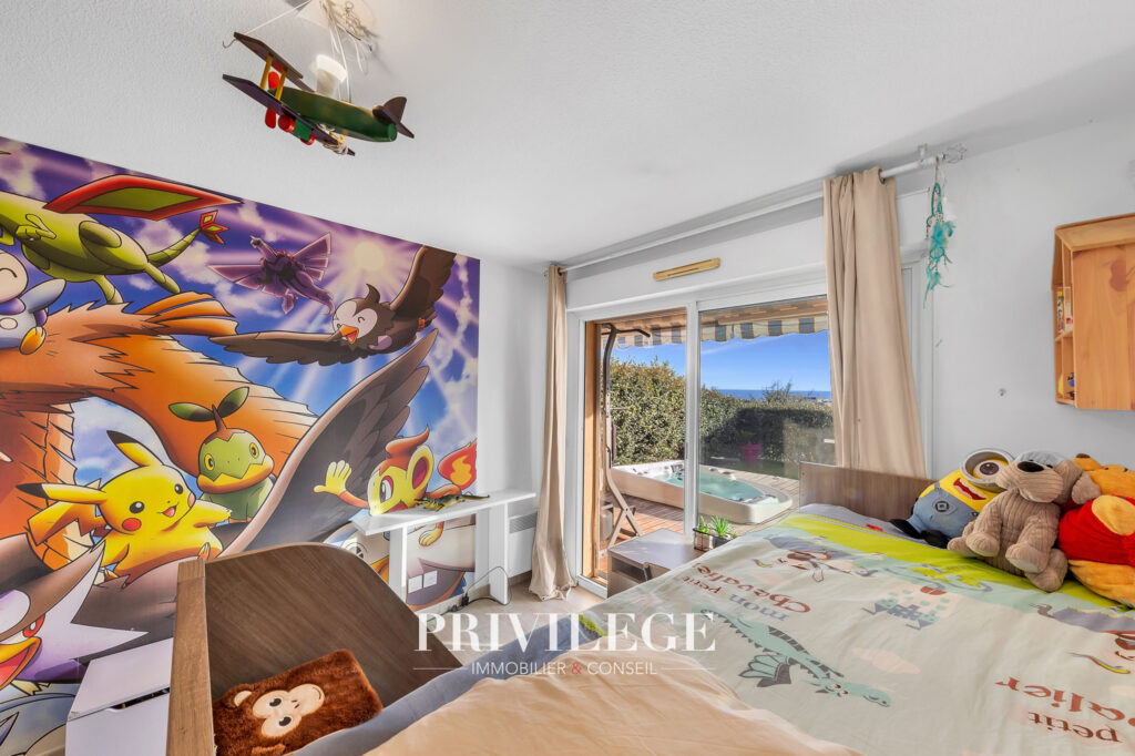 Saint-Laurent-du-Var   Les Plateaux Fleuris : Appartement 4  – 4 pièces – 3 chambres – 84 m²