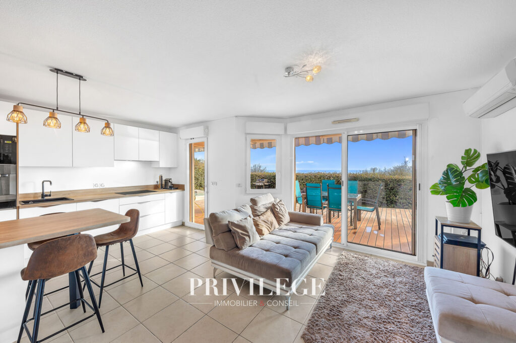 Saint-Laurent-du-Var   Les Plateaux Fleuris : Appartement 4  – 4 pièces – 3 chambres – 84 m²