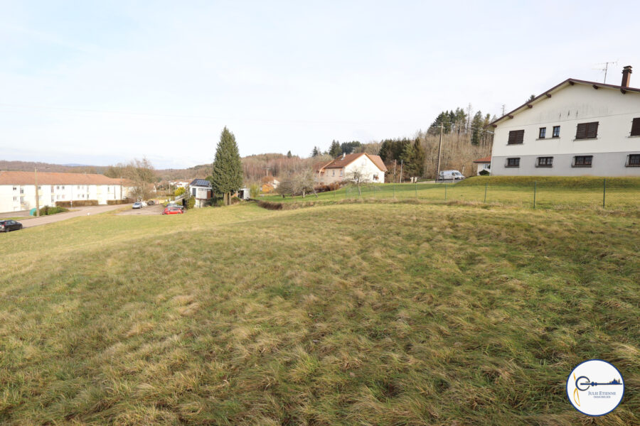 Terrain à vendre à Xertigny