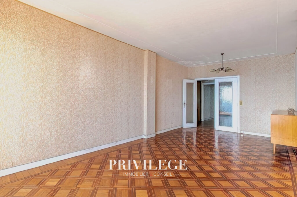 Vue mer imprenable   Appartement d&rsquo;exception sur la Promenad – 2 pièces – 1 chambre – 70 m²