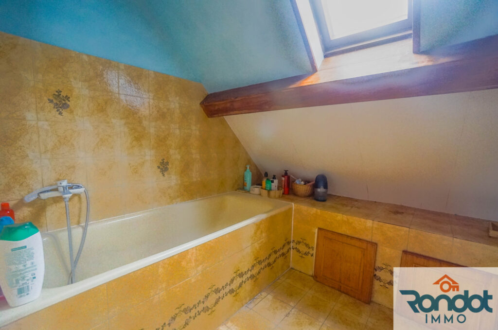 maison 8 pièces/5 chambres 171 m2  terrain 6480 m2 – 7 pièces – 5 chambres – 161 m²