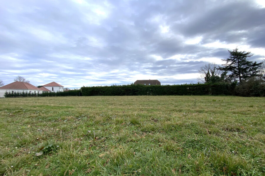 Terrain à vendre à Maslacq