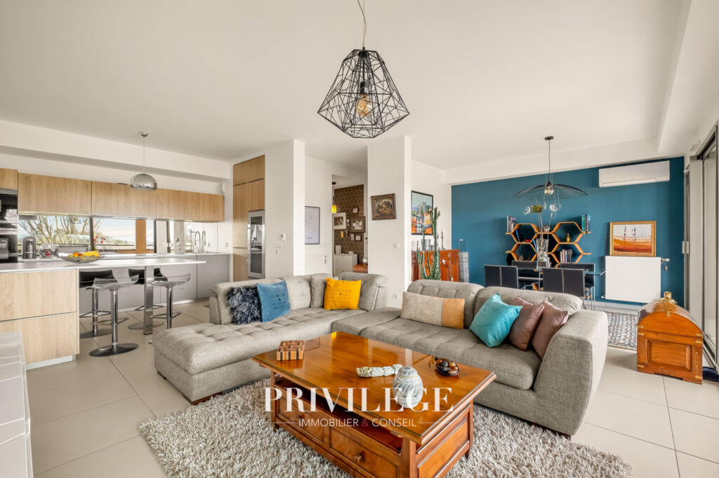 Superbe appartement avec vue panoramique au sein d&rsquo;une résid – 4 pièces – 2 chambres – 95.2 m²