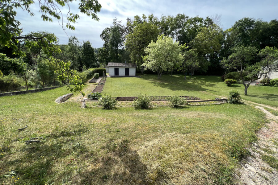 Terrain à vendre à Mirecourt