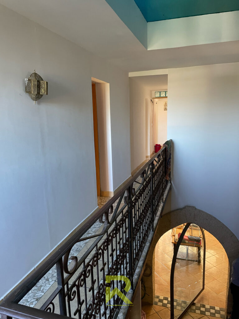 Insolite MAS  à fort potentiel  Coup de coeur assuré ! – 8 pièces – 7 chambres – 294 m²