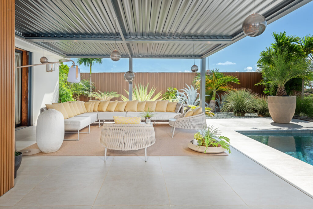 VILLA DE LUXE -270m2 – VUE MER EN GUADELOUPE – 5 pièces – 3 chambres – 270 m²