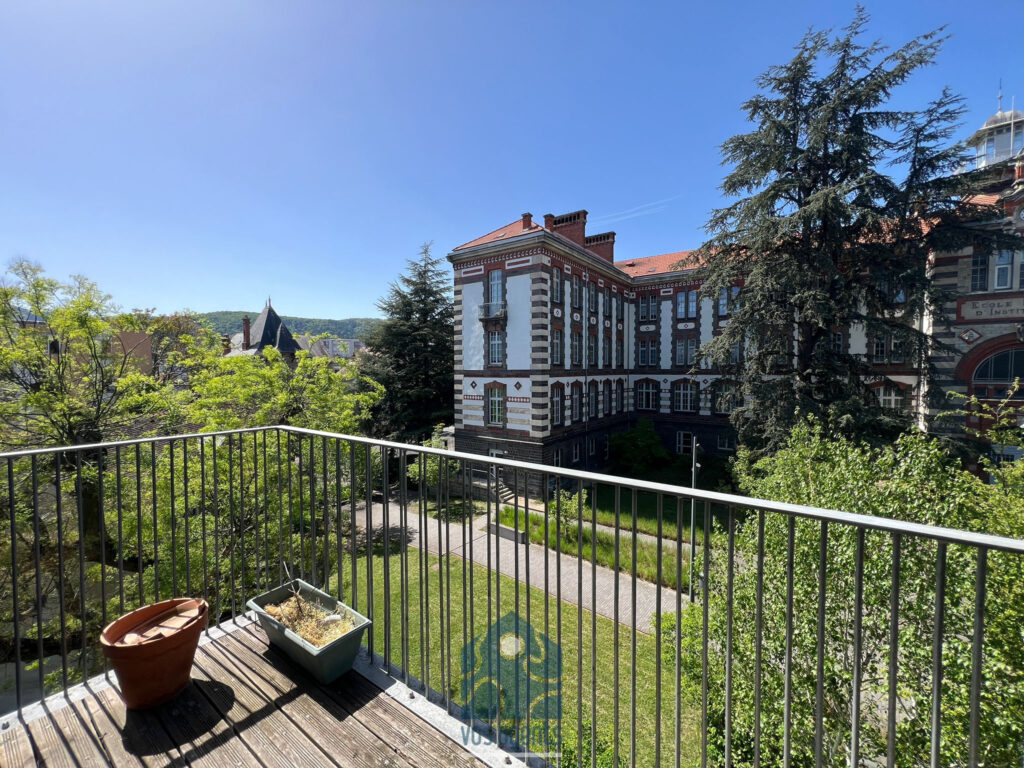 Appartement 3 pièces avec balcon et garage – 3 pièces – 2 chambres – 70 m²
