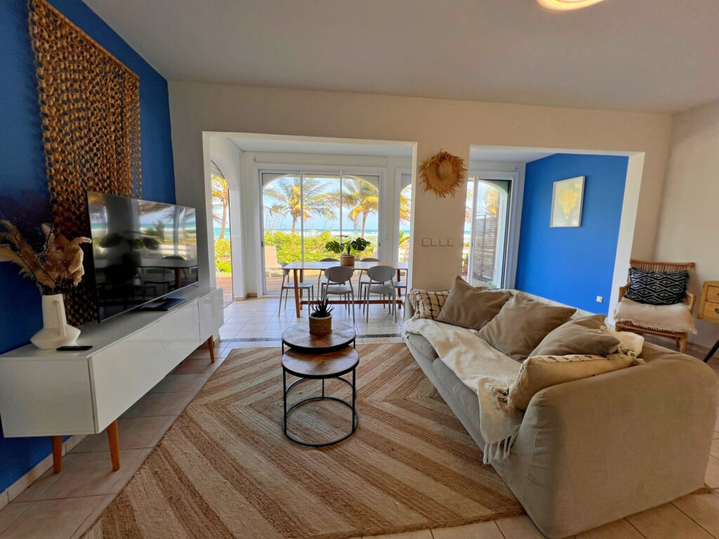 MAISON DE PLAGE FACE A LA MER A ST FRANCOIS – 4 pièces – 3 chambres – 109 m²