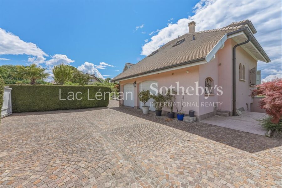 Maison à vendre à Nernier — Vue montagne — photo 5