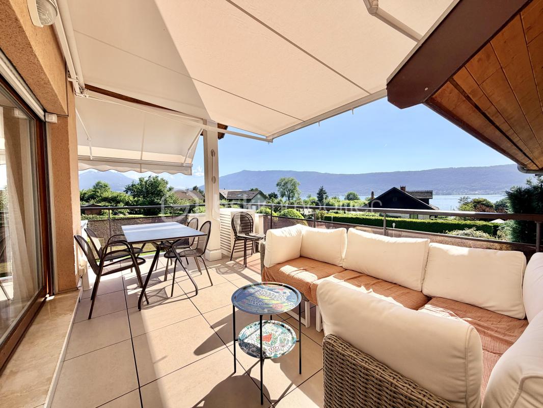 Appartement à vendre à Veyrier du lac